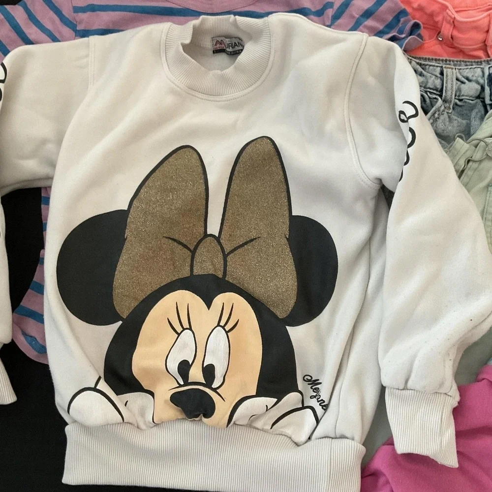 Mixed Brands Outfit Lot Girls 7/8 Jeans Shorts Sweatshirt 13pc Disney Rugrats